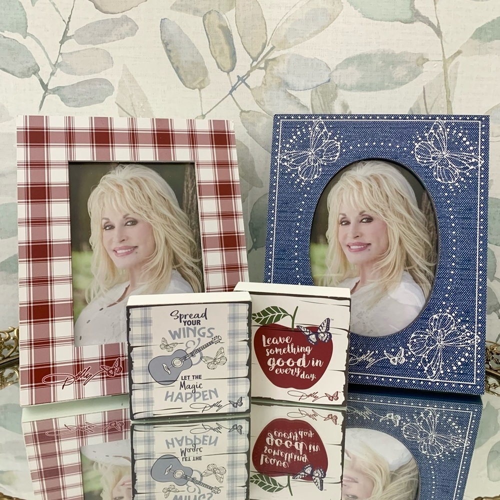 #45 Bundle of 4 Dolly Parton Frames Shelf Sitter Plaques Signs Farmhouse Decor